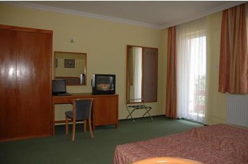 Семейный пансионат Hévíz 4